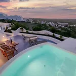Sun Angelos - Luxury Cave Apart-hotel