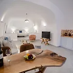 Apart-hotel Sun Angelos - Luxury Cave 4*