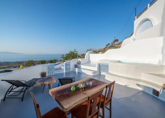 Sun Angelos - Luxury Cave Aparthotel Oia