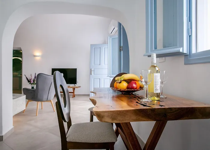 Sun Angelos - Luxury Cave Aparthotel Oia