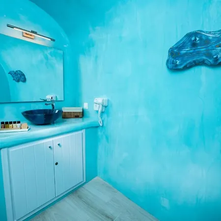Sun Angelos - Luxury Cave Οία