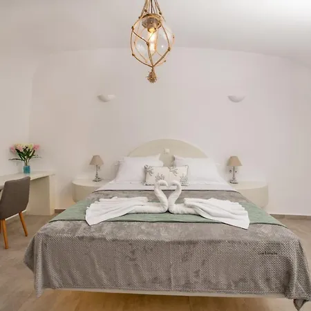 Sun Angelos - Luxury Cave 4* Οία