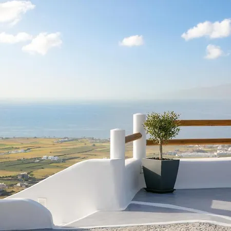 Sun Angelos - Luxury Cave Aparthotel