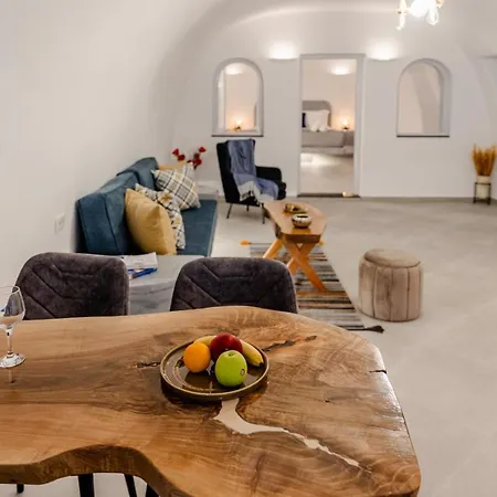 Sun Angelos - Luxury Cave Oia (Santorini)