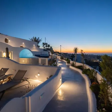Sun Angelos - Luxury Cave Aparthotel