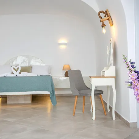 Sun Angelos - Luxury Cave 4*