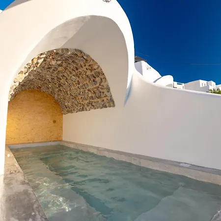 Sun Angelos - Luxury Cave 4*