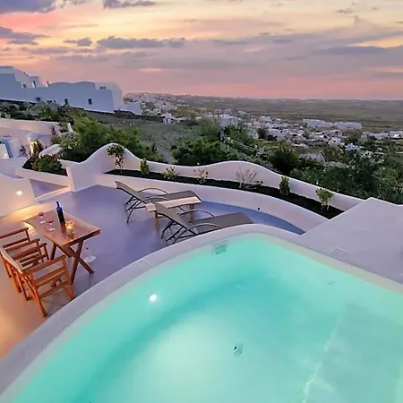 Ξενοδοχείο με διαμερίσματα Sun Angelos - Luxury Cave 4*
