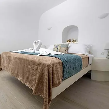 Sun Angelos - Luxury Cave 4* Οία
