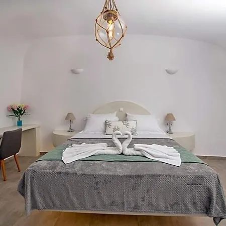Sun Angelos - Luxury Cave 4*