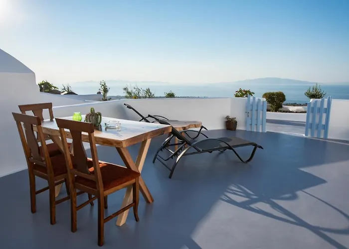 Sun Angelos - Luxury Cave Aparthotel