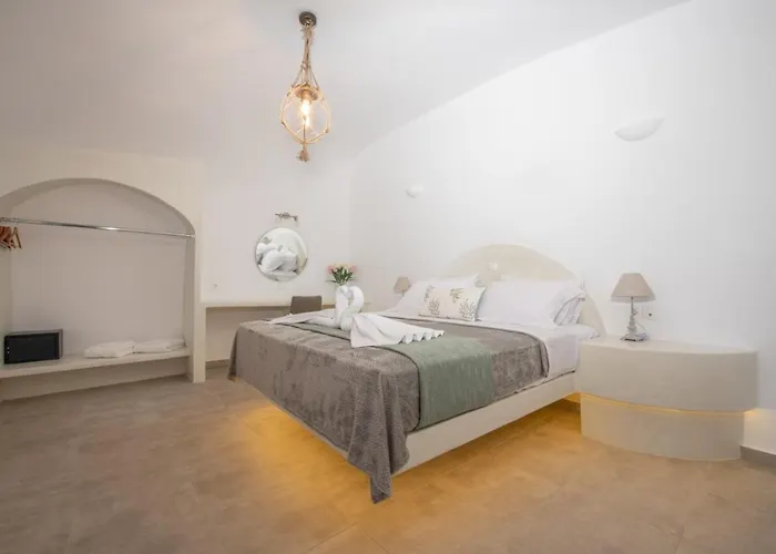 Sun Angelos - Luxury Cave Aparthotel 4*