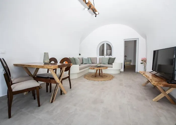 Aparthotel Sun Angelos - Luxury Cave 4*