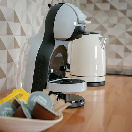 Sun Angelos - Luxury Cave 아파트호텔 이아