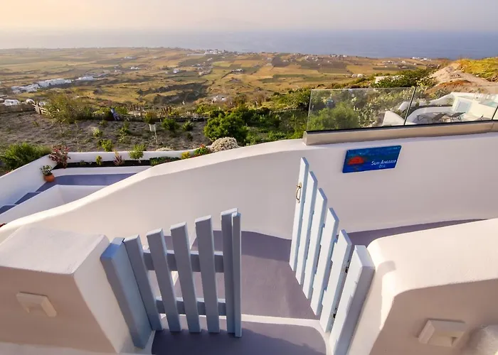 Sun Angelos - Luxury Cave Aparthotel 4*