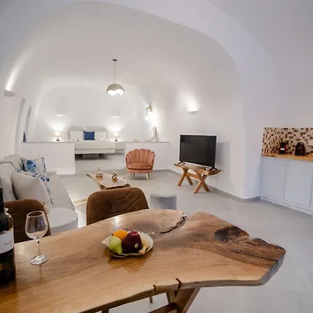 Apart-hotel Sun Angelos - Luxury Cave 4*